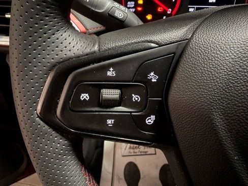 Used 2023 Chevrolet TrailBlazer RS w/ Sun and Liftgate Package image 32