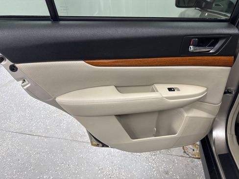 Used 2014 Subaru Outback 2.5i Limited w/ Moonroof Package image 20