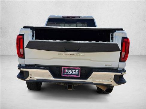 Used 2020 GMC Sierra 2500 SLT w/ SLT Premium Plus Package AWD/4WD image 6