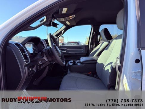 Used 2023 RAM 3500 Big Horn w/ Safety Group image 11