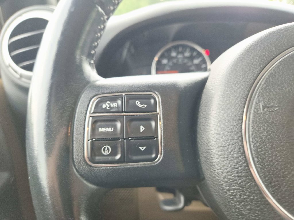Used 2013 Jeep Wrangler Unlimited Sahara w/ Dual Top Group AWD/4WD image 24