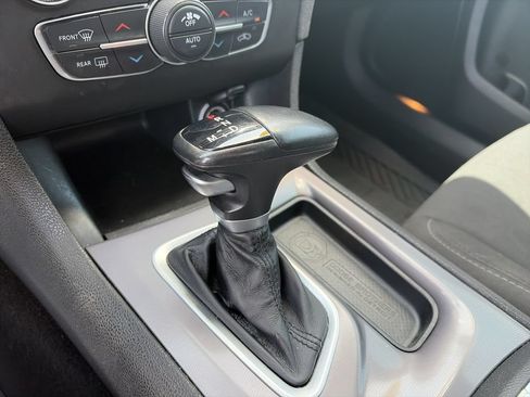 Used 2022 Dodge Charger GT RWD image 26