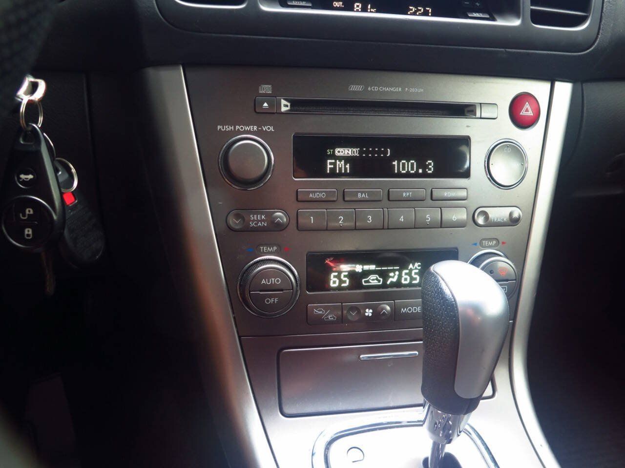 Used 2006 Subaru Outback 2.5XT AWD/4WD image 8