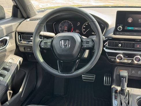 Used 2025 Honda Civic Sport image 13