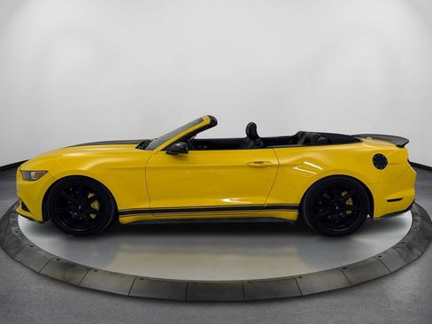 Used 2015 Ford Mustang Premium RWD image 8