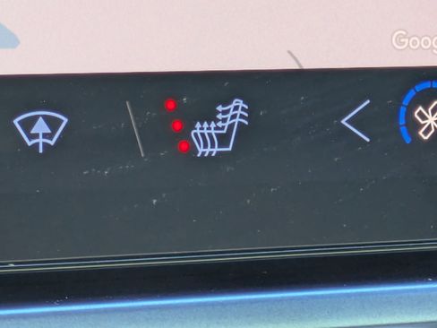 New 2026 Chevrolet Equinox EV LT image 23