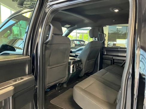 Used 2018 Ford F150 XLT w/ Equipment Group 302A Luxury AWD/4WD image 18