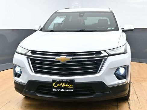 Used 2023 Chevrolet Traverse LT image 5