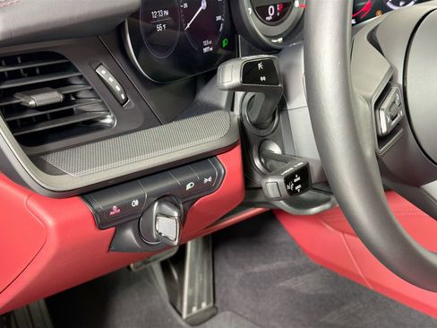 Certified 2024 Porsche 911 Carrera 4S image 33