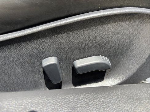 Used 2015 INFINITI Q40 RWD image 30
