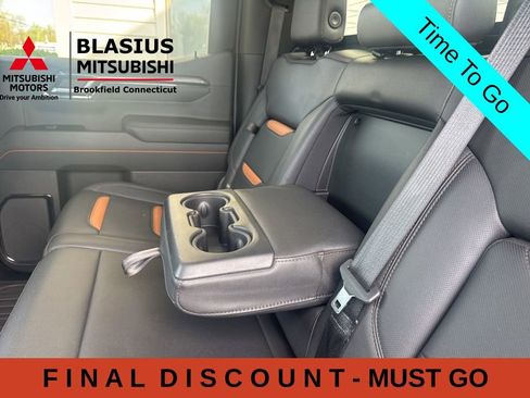 Used 2022 GMC Sierra 1500 AT4 w/ AT4 Premium Package AWD/4WD image 36