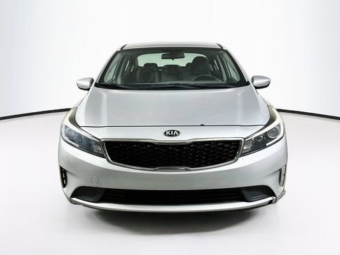 Used 2017 Kia Forte LX FWD image 5
