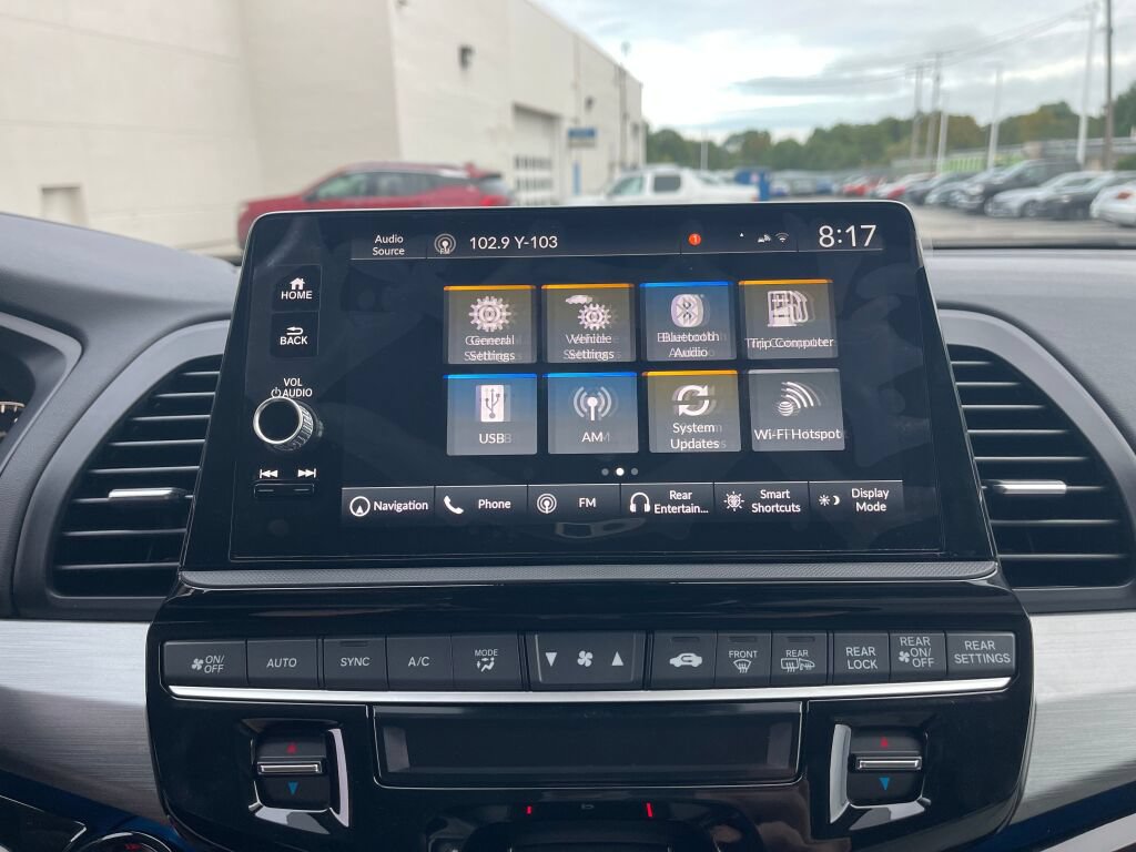 New 2027 Honda Odyssey Touring image 10
