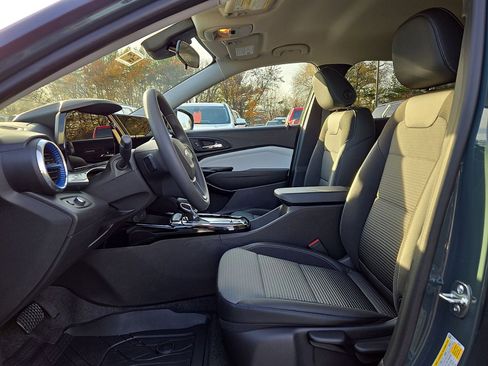 New 2026 Chevrolet Trax LT image 14