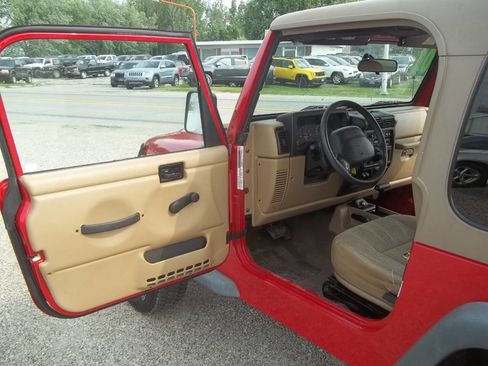 Used 2001 Jeep Wrangler Sport image 8