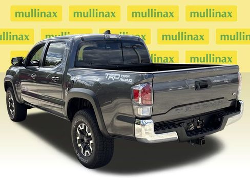 Used 2020 Toyota Tacoma TRD Off-Road image 9