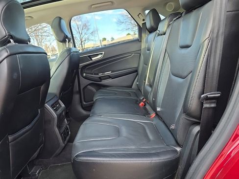 Used 2015 Ford Edge Titanium w/ Equipment Group 301A image 17