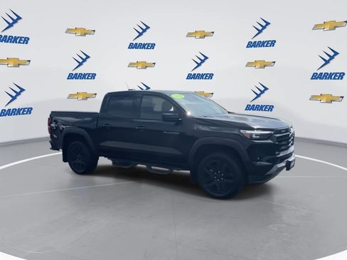 Used 2023 Chevrolet Colorado Z71 w/ Z71 Convenience Package 2 image 2