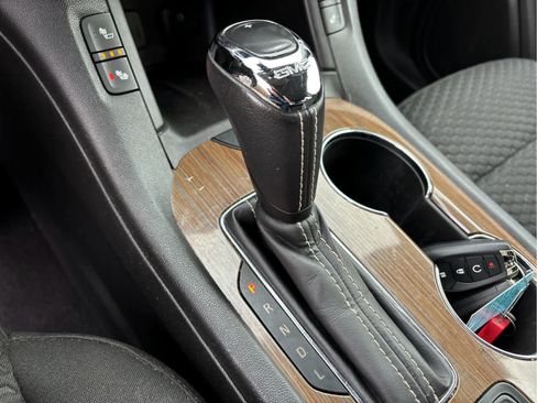 Used 2019 GMC Acadia SLE w/ Driver Alert Package I image 20