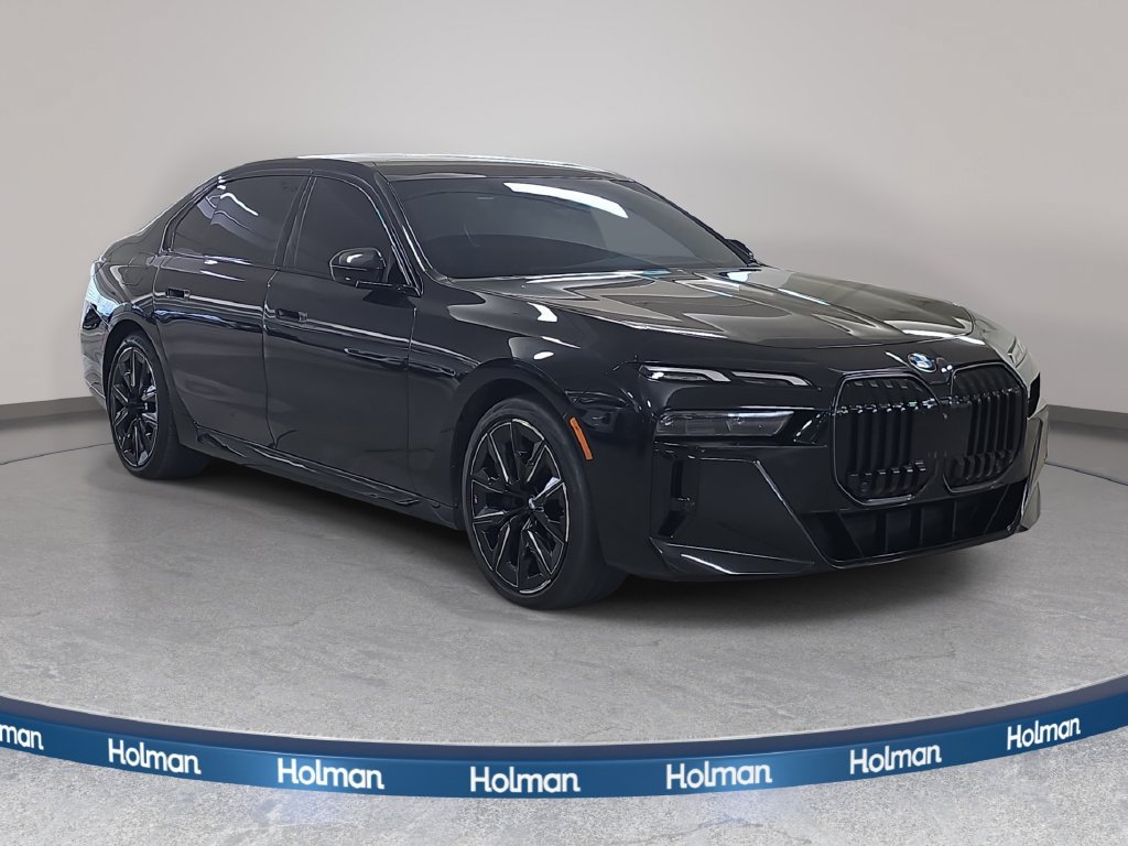 Certified 2024 BMW 740i w/ Premium Package 2 RWD image 4