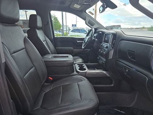 Used 2019 Chevrolet Silverado 1500 LTZ AWD/4WD image 30