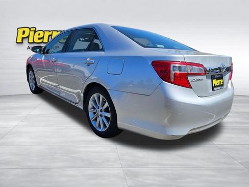 Used 2012 Toyota Camry XLE FWD image 4