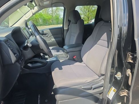 Used 2022 Nissan Frontier S w/ Technology Package image 14