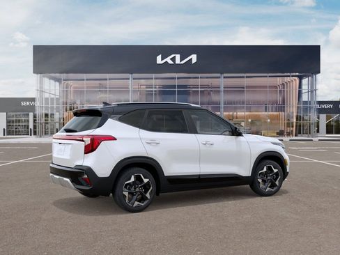 New 2026 Kia Seltos S FWD image 3