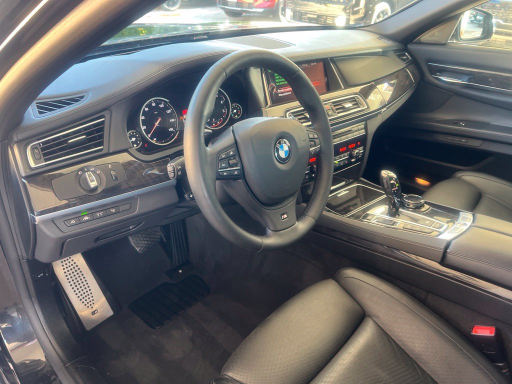 Used 2015 BMW 750Li xDrive AWD/4WD image 6