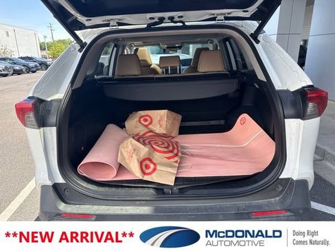 Used 2019 Toyota RAV4 XLE Premium w/ Advanced Technology Package AWD/4WD image 12