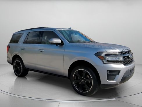 Certified 2023 Ford Expedition Limited image 34