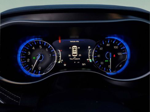 New 2026 Chrysler Pacifica Select FWD image 29