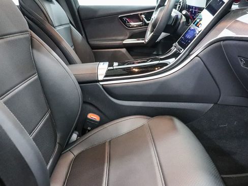 Used 2026 Mercedes-Benz GLC 300 image 19