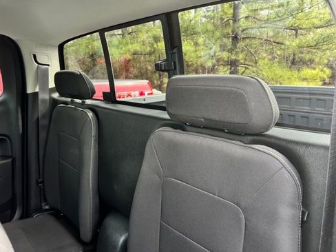 Used 2018 Chevrolet Colorado LT w/ LT Convenience Package image 15