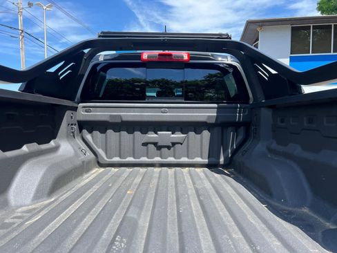 Certified 2025 Chevrolet Colorado ZR2 w/ Midnight Edition AWD/4WD image 37