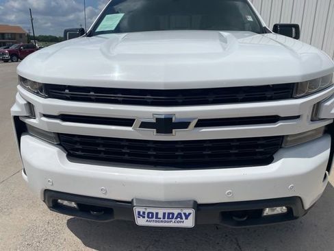 Used 2020 Chevrolet Silverado 1500 RST w/ Texas Edition RWD image 17