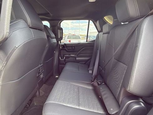New 2026 Toyota 4Runner TRD Off-Road Premium AWD/4WD image 17