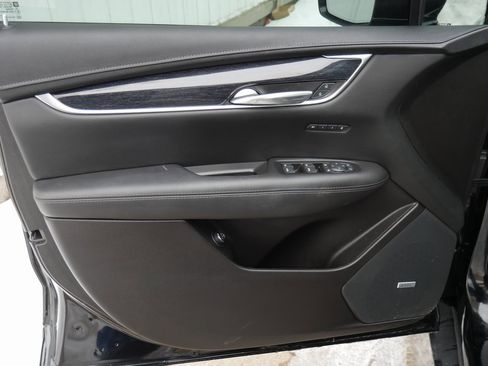 Used 2022 Cadillac XT5 Premium Luxury image 31