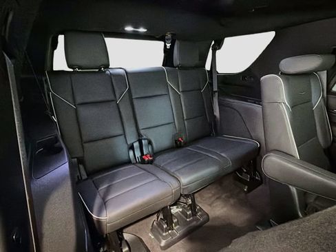 Certified 2023 Cadillac Escalade Sport w/ LPO, ONYX Package AWD/4WD image 25