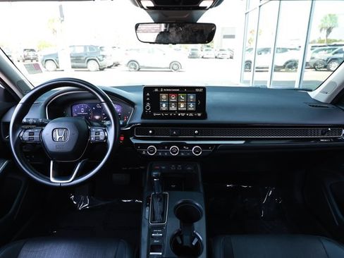 Used 2022 Honda Civic Touring image 31