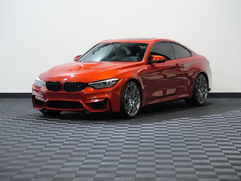 Used 2020 BMW M4 Coupe w/ Competition Package RWD image 3