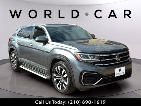 Used 2020 Volkswagen Atlas Cross Sport SEL R-Line AWD/4WD image 16