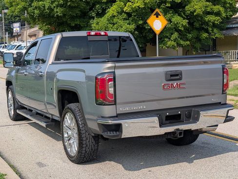 Used 2017 GMC Sierra 1500 SLT w/ SLT Premium Package AWD/4WD image 7