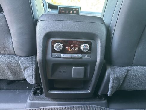 New 2026 GMC Acadia Denali Ultimate w/ LPO, Floor Liner Package AWD/4WD image 54