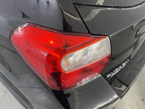 Used 2017 Subaru Crosstrek 2.0i Limited image 18