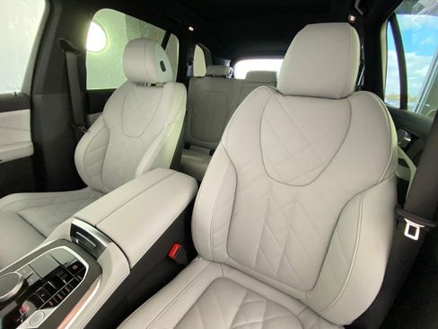 New 2026 BMW X5 sDrive40i w/ Premium Package image 23