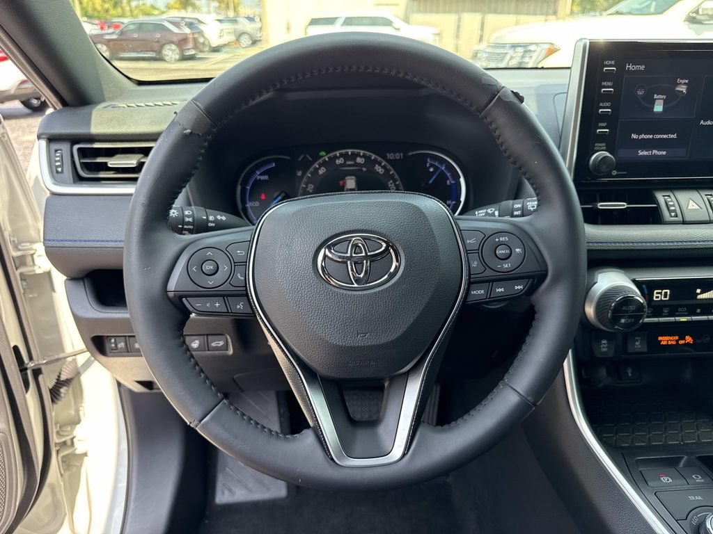 Used 2020 Toyota RAV4 XSE w/ XSE Grade Weather Package AWD/4WD image 25