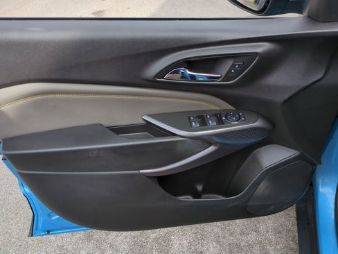 Certified 2025 Chevrolet Trax ACTIV w/ Driver Confidence Package FWD image 21