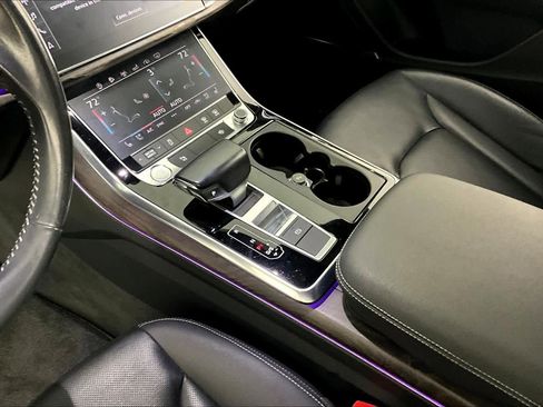 Used 2019 Audi Q8 Premium Plus w/ Premium Plus image 16