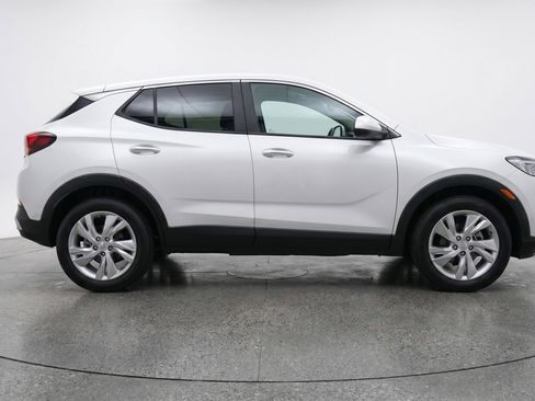 Used 2025 Buick Encore GX Preferred FWD image 11